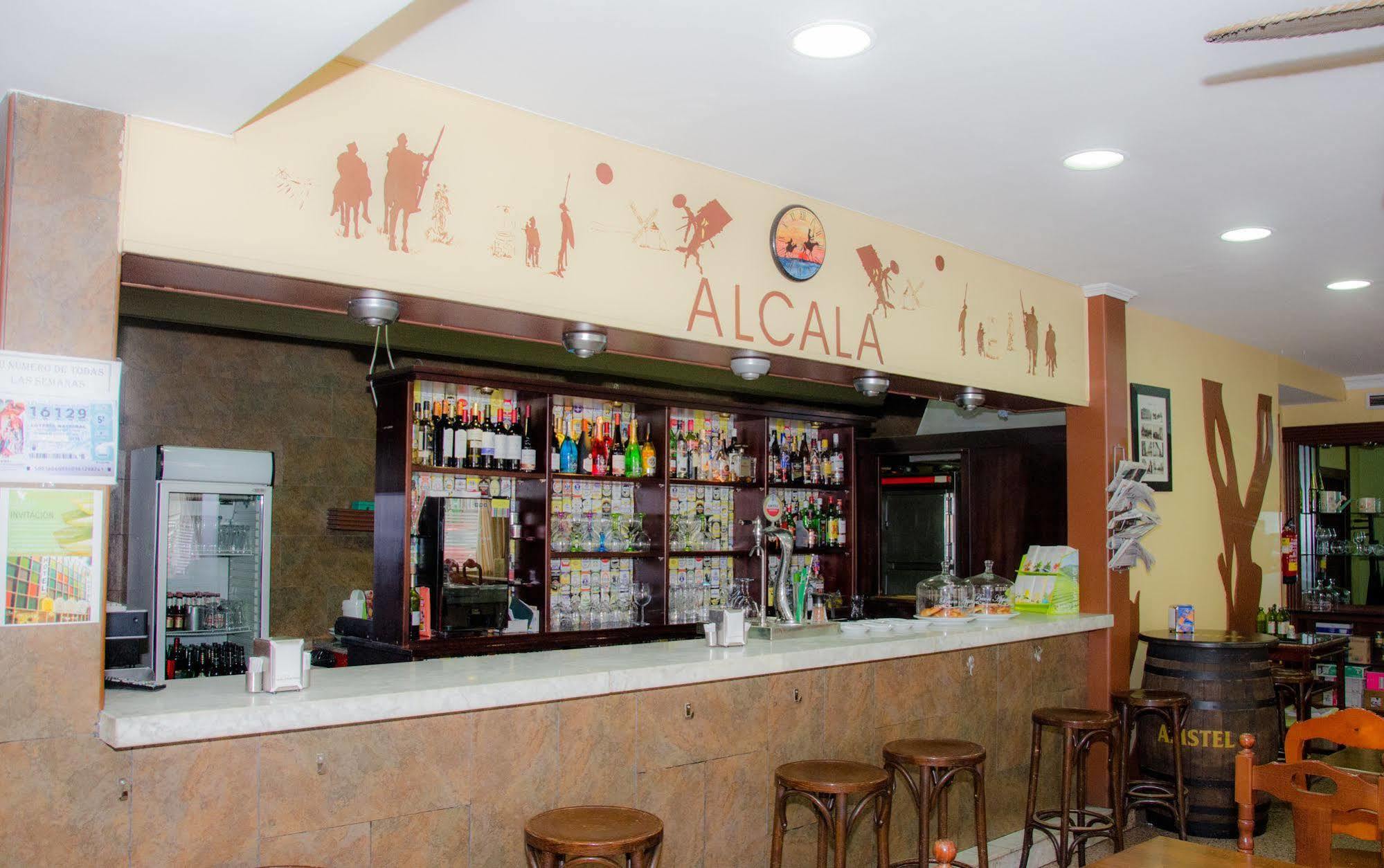 Ciudad De Alcala Hotel Alcalá de Henares Buitenkant foto